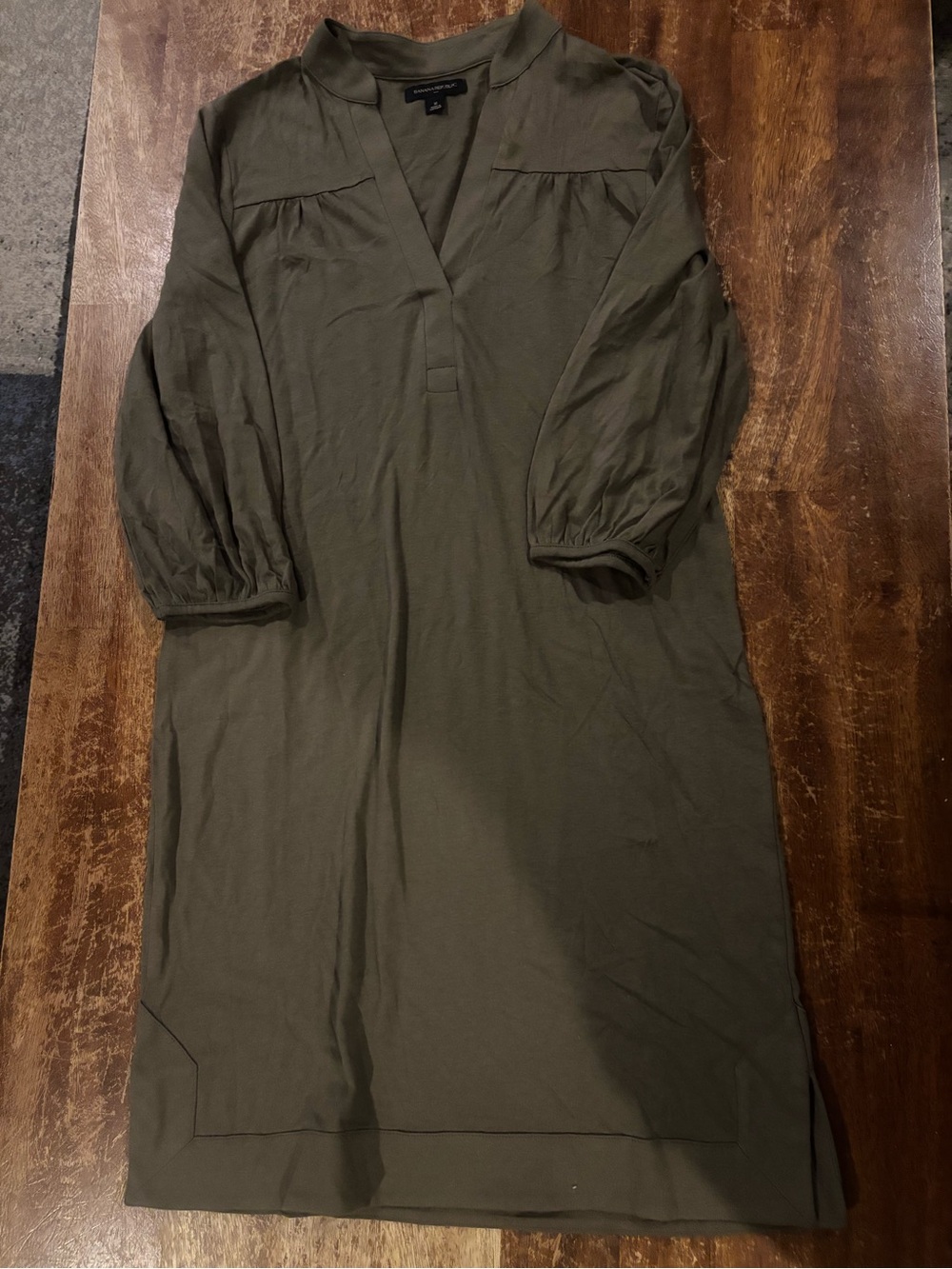 Banana Republic Olive Green Casual Button-Down Tunic Shirt